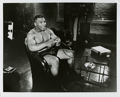 Mike Tyson's Punch-Out NES press photo 8x10 black and white scan - 1987